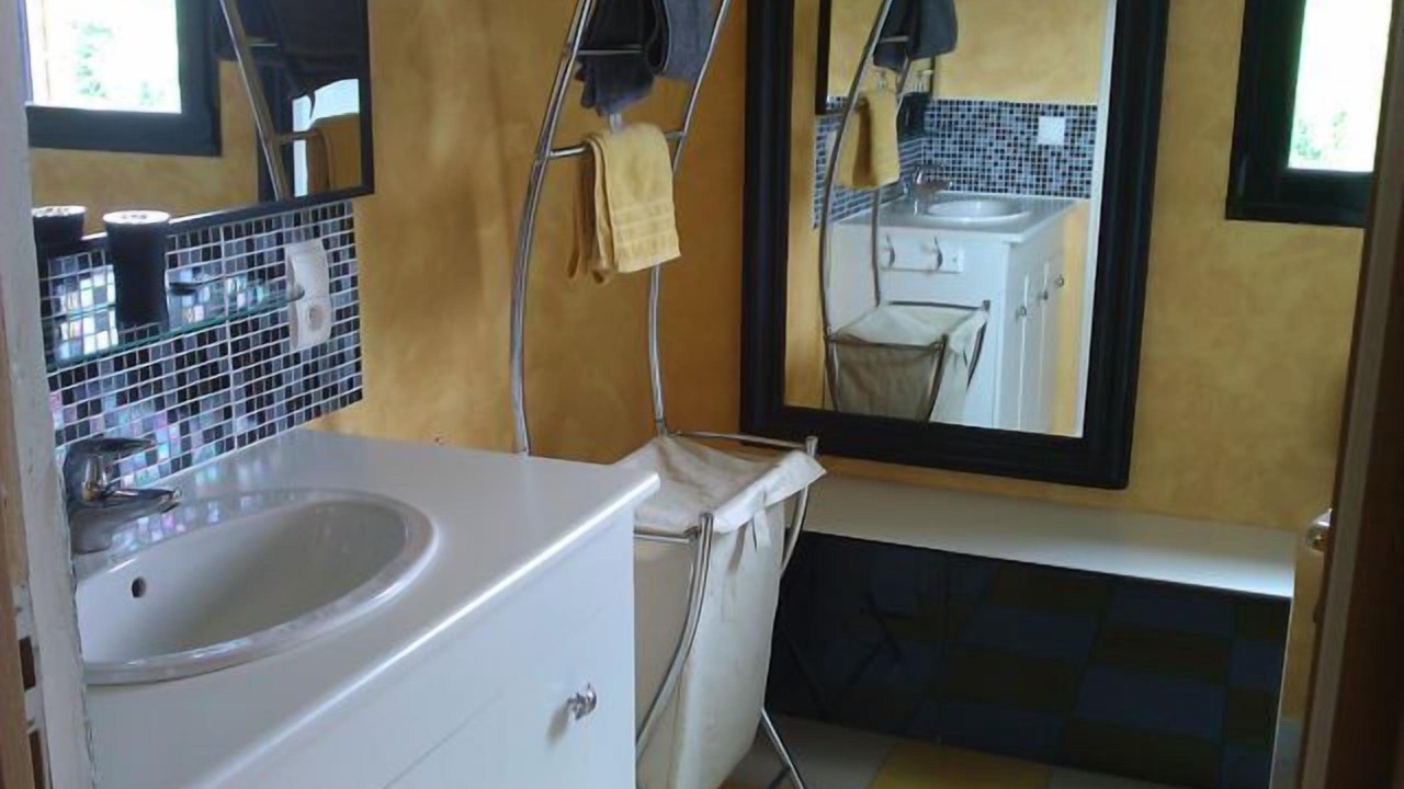 Photo of Bathroom in Saint-Pierre-de-Plesguen