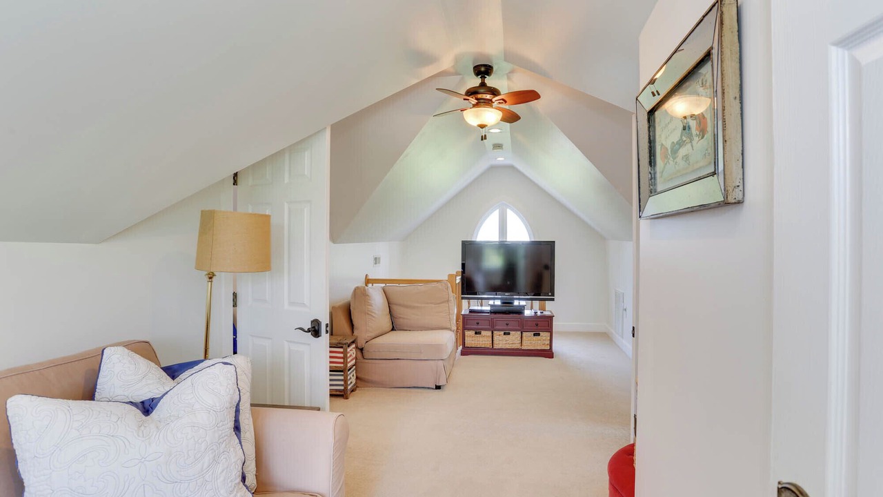 Photo of Livingroom in Bohannon