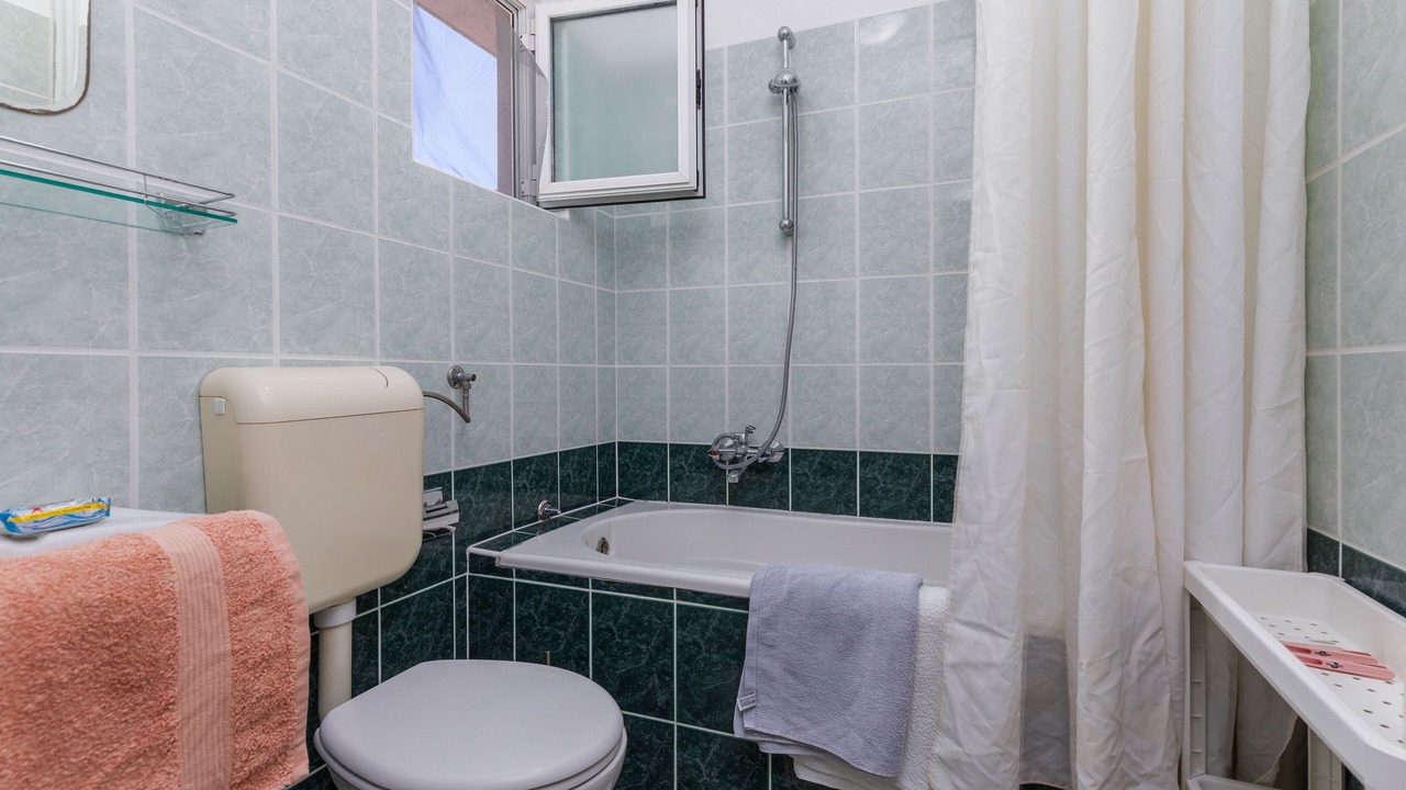 Photo of Bathroom in Podgora
