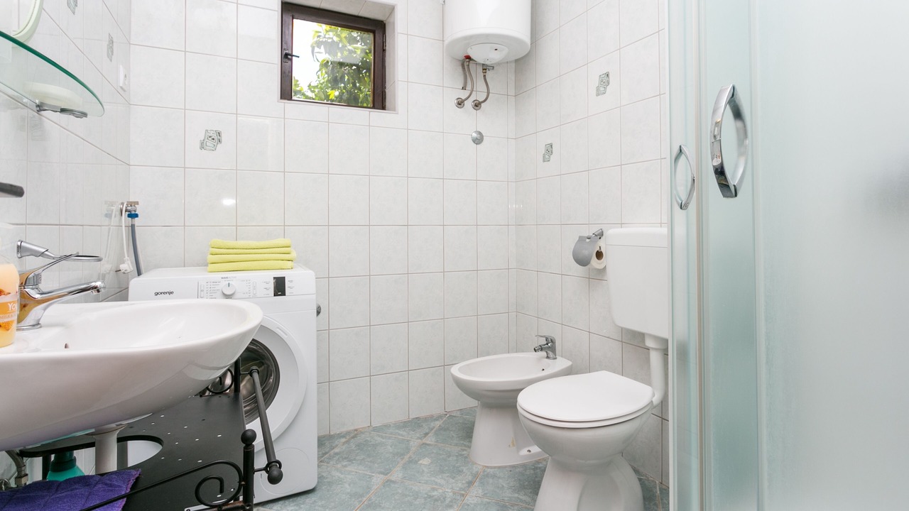 Photo of Bathroom in Mirce