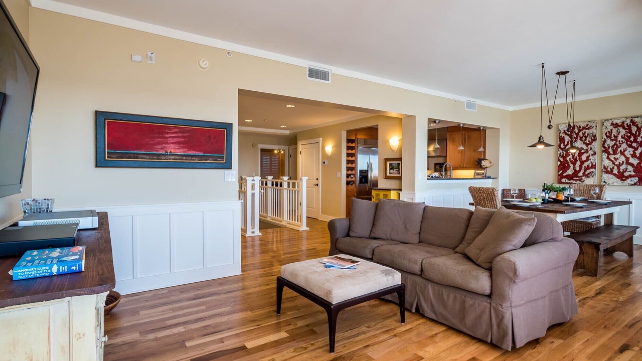 Photo of Livingroom in WaterSound Beach