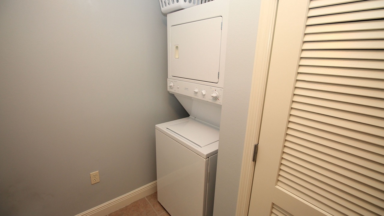 Photo of Bedroom in Miramar Beach