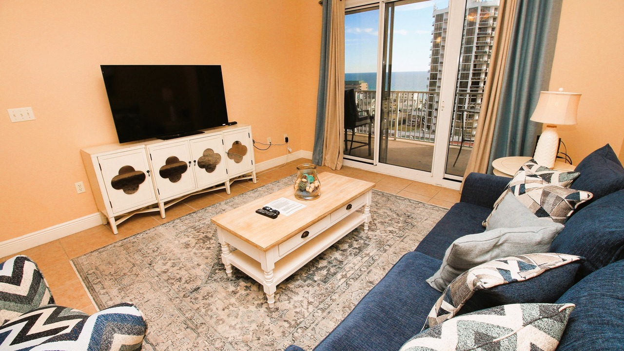 Photo of Bedroom in Miramar Beach