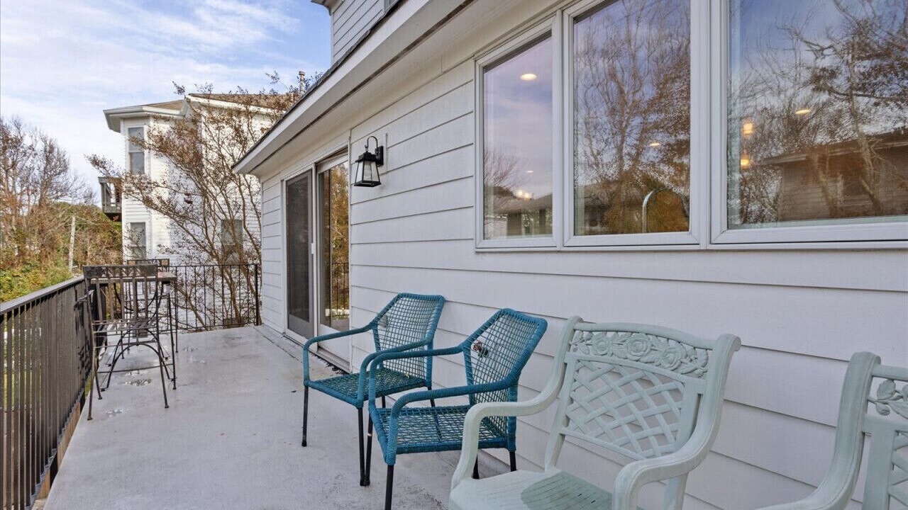 Photo of Patio Balcony in Croatan Beach