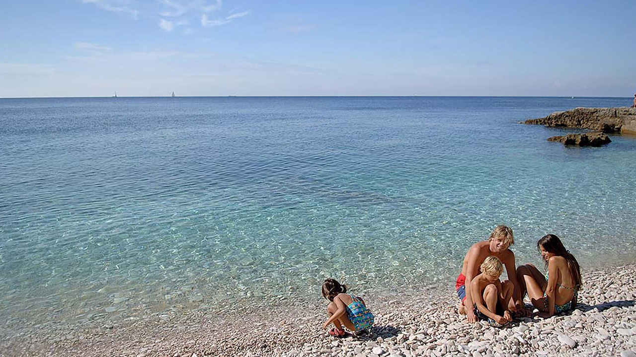 Photo of Others in Kastel