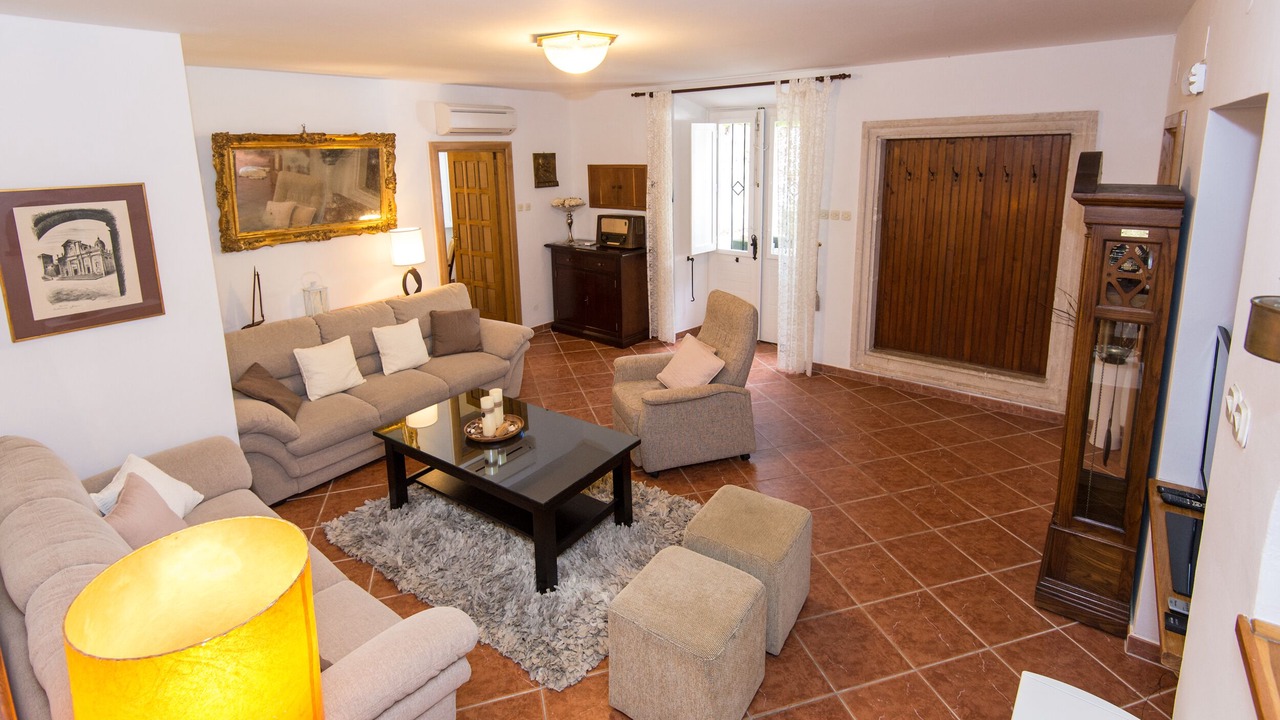 Photo of Livingroom in Pile