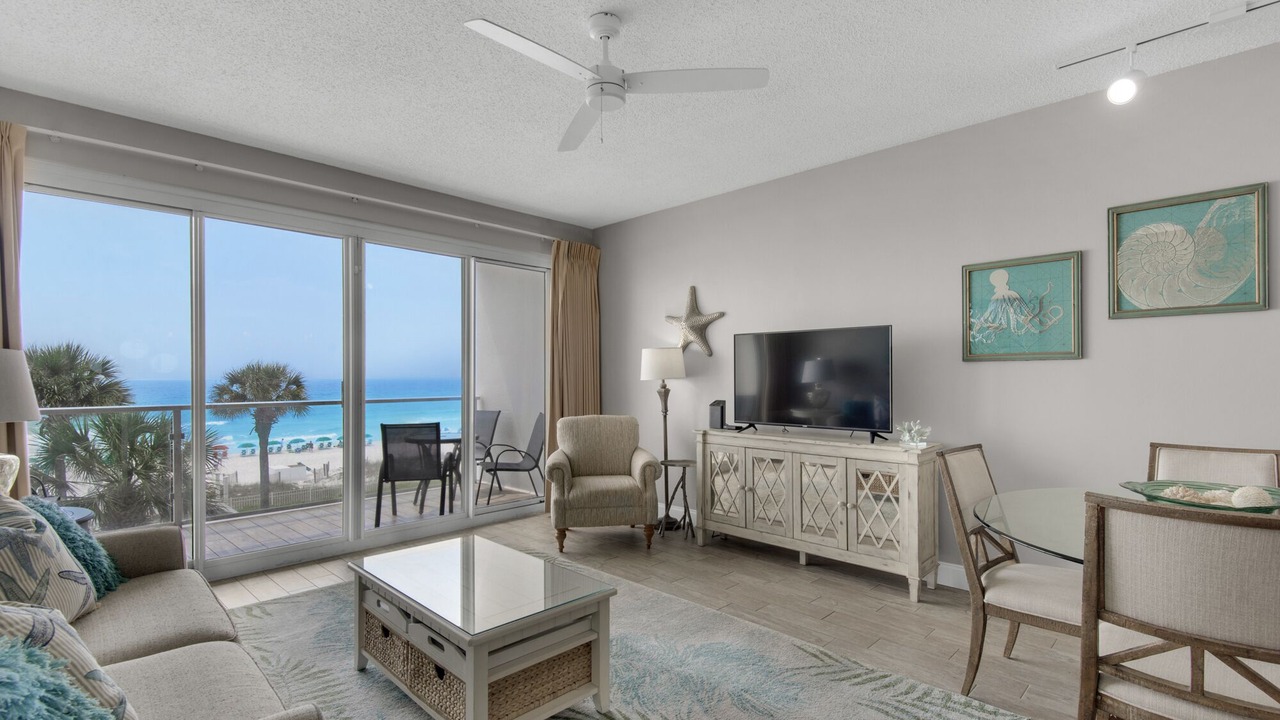 Photo of Livingroom in Destin
