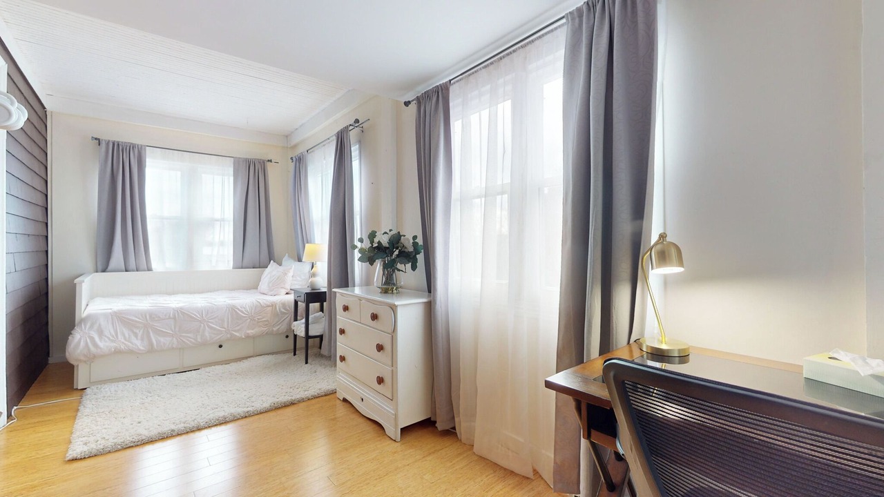Photo of Bedroom in North Cambridge