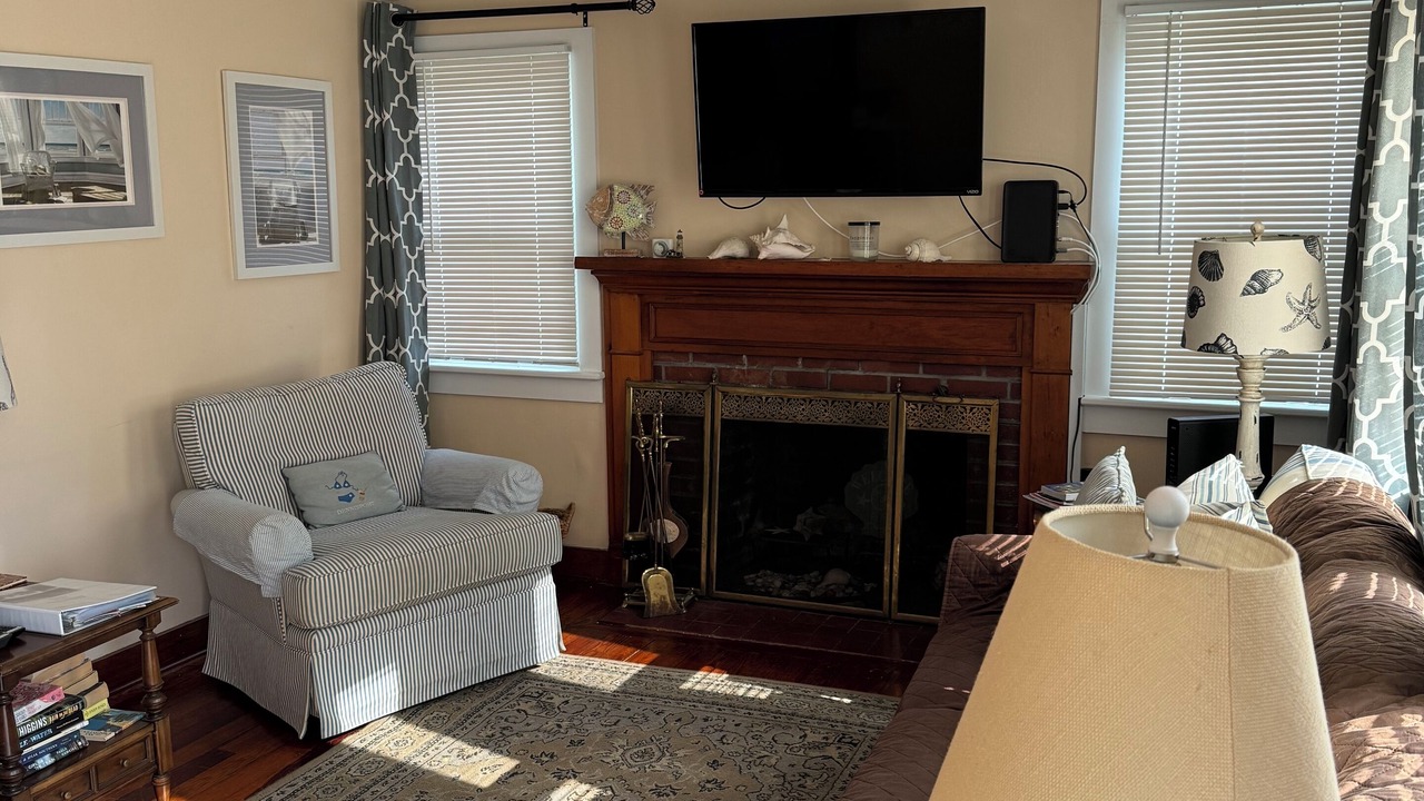 Photo of Livingroom in Dennis Port