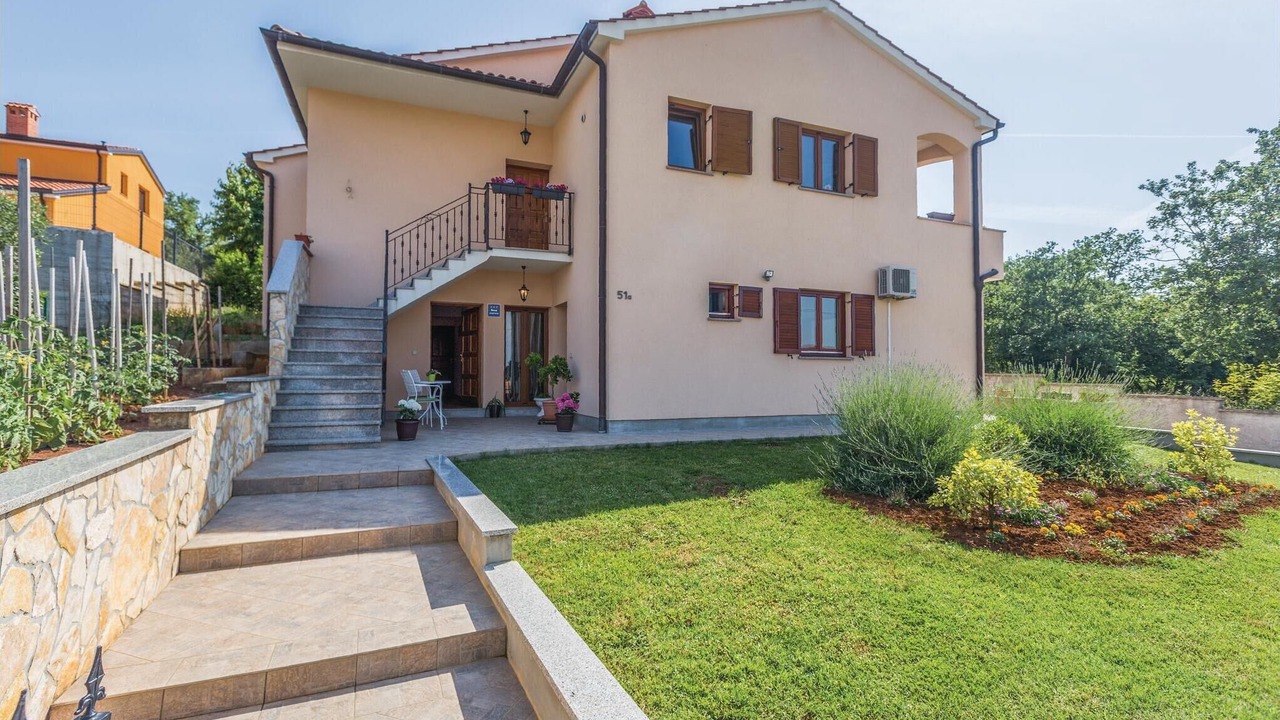 Photo of Outdoor in Zbandaj