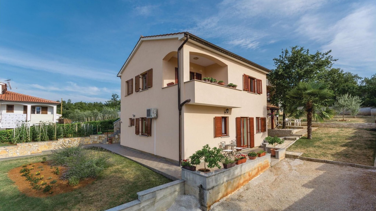 Photo of Outdoor in Zbandaj