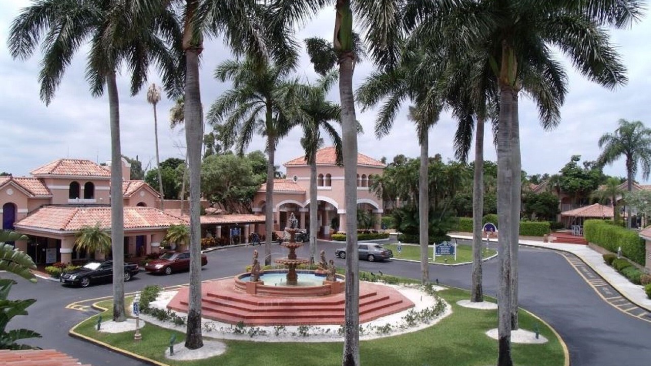 Photo of Outdoor in Pembroke Pines