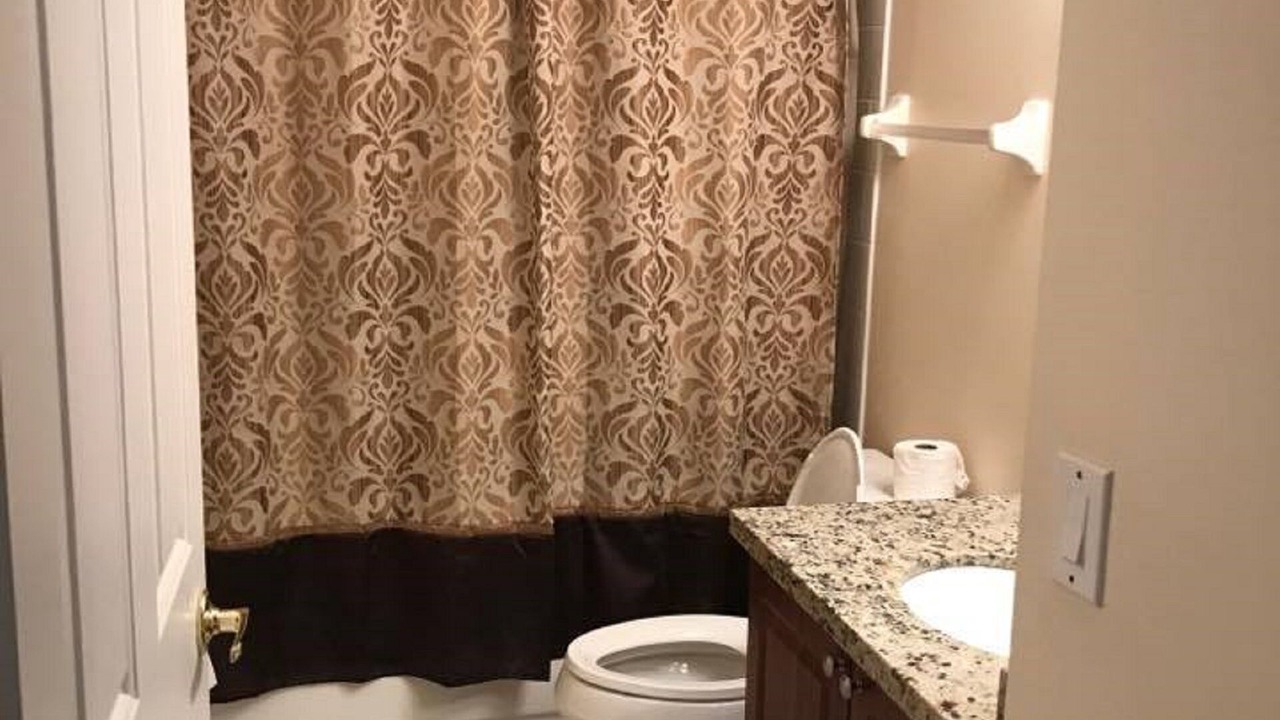 Photo of Bathroom in Pembroke Pines