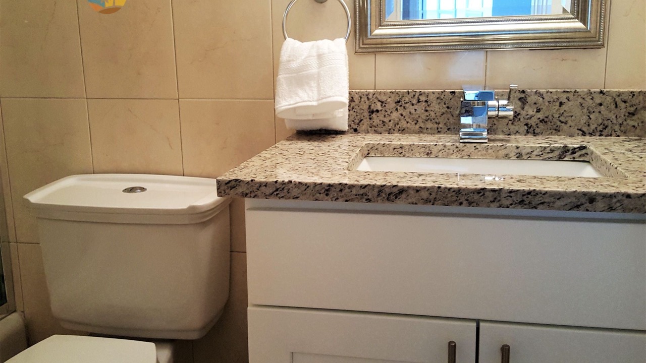 Photo of Bathroom in Mid Beach