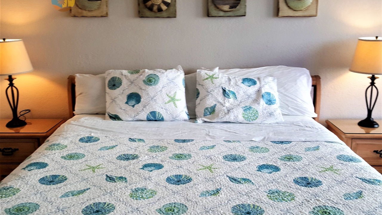 Photo of Bedroom in Mid Beach