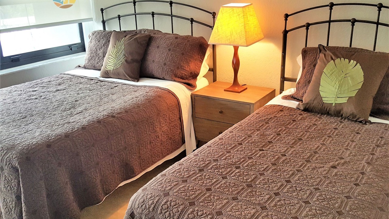 Photo of Bedroom in Mid Beach