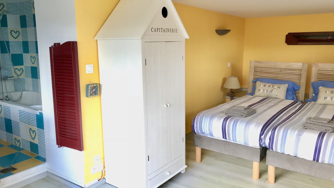 Photo of Bedroom in Pleubian