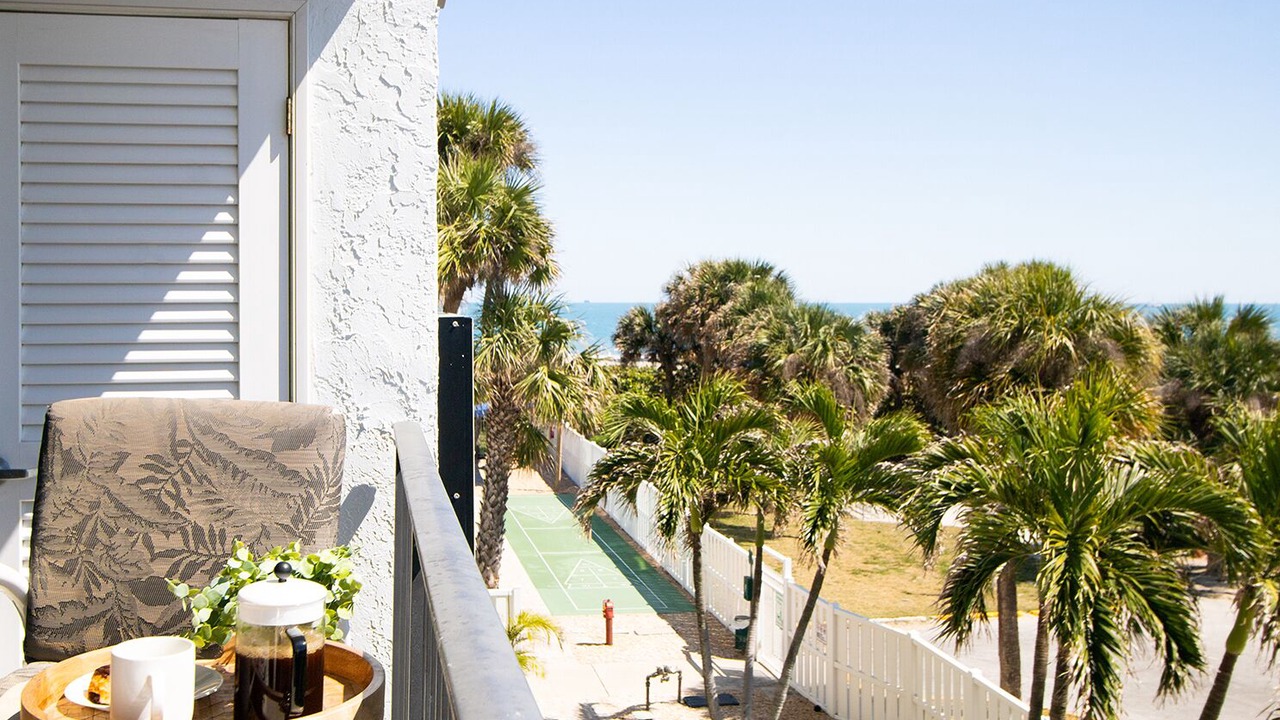 Photo of Patio Balcony in Banana River Estates