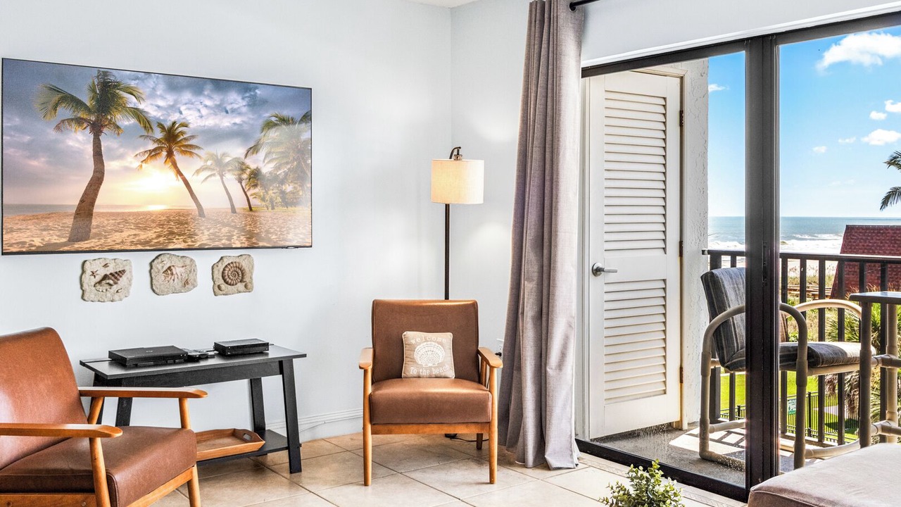 Photo of Livingroom in Banana River Estates