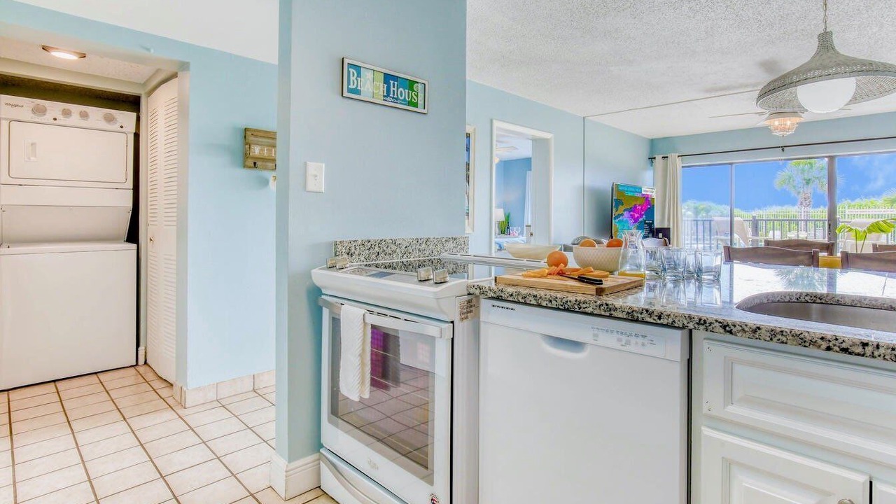 Photo of Kitchen in Avon By The Sea