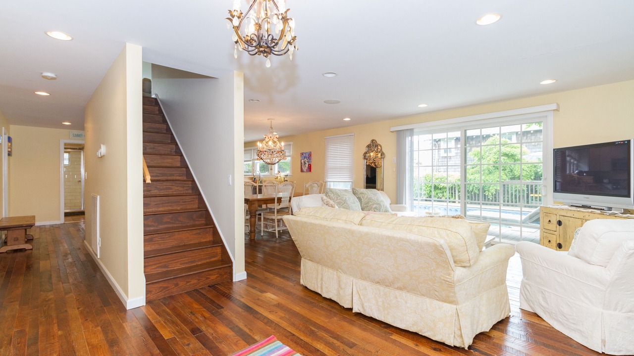 Photo of Livingroom in Ocean Beach