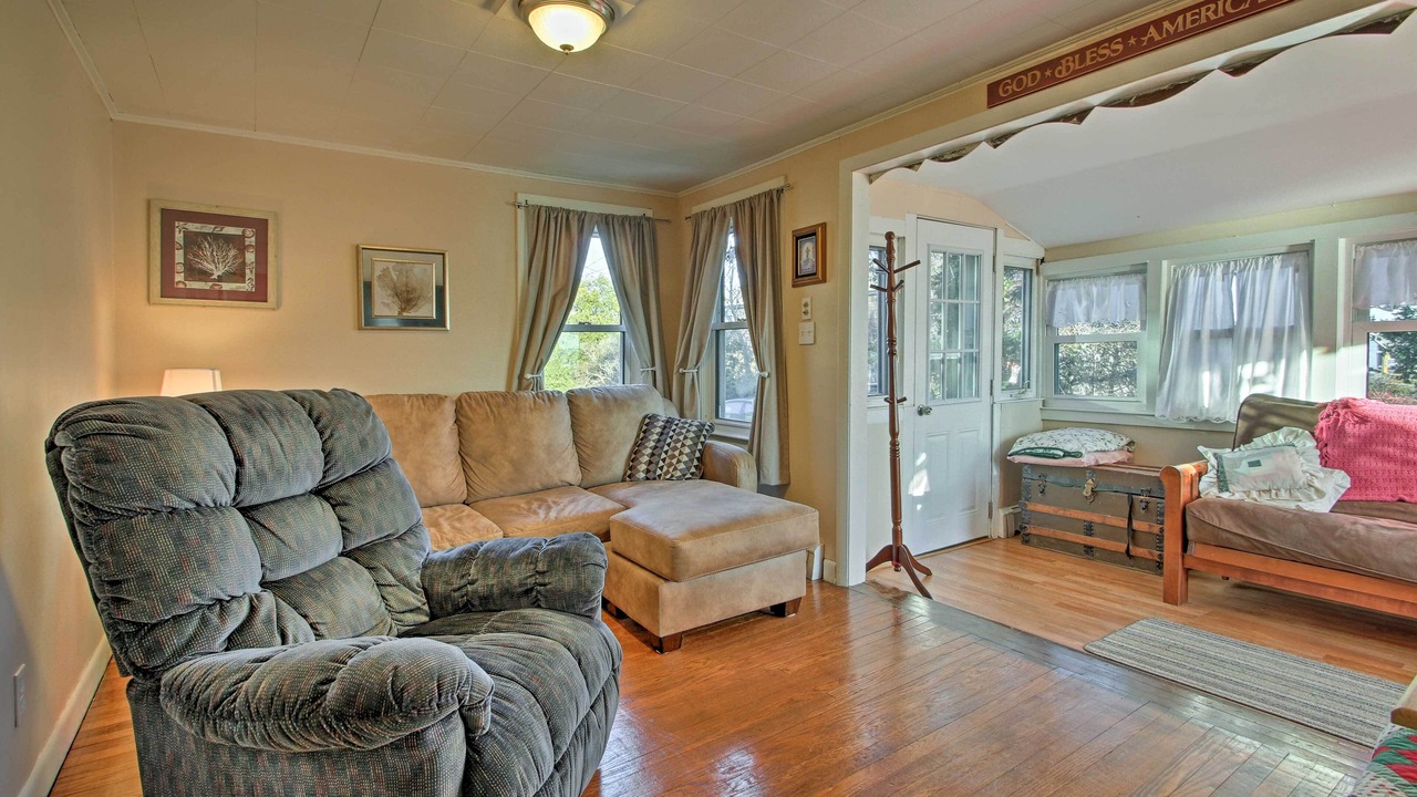 Photo of Bedroom in Buzzards Bay