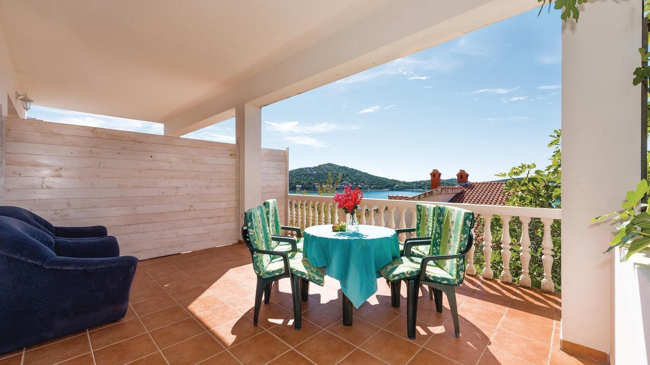 Photo of Patio Balcony in Tijesno