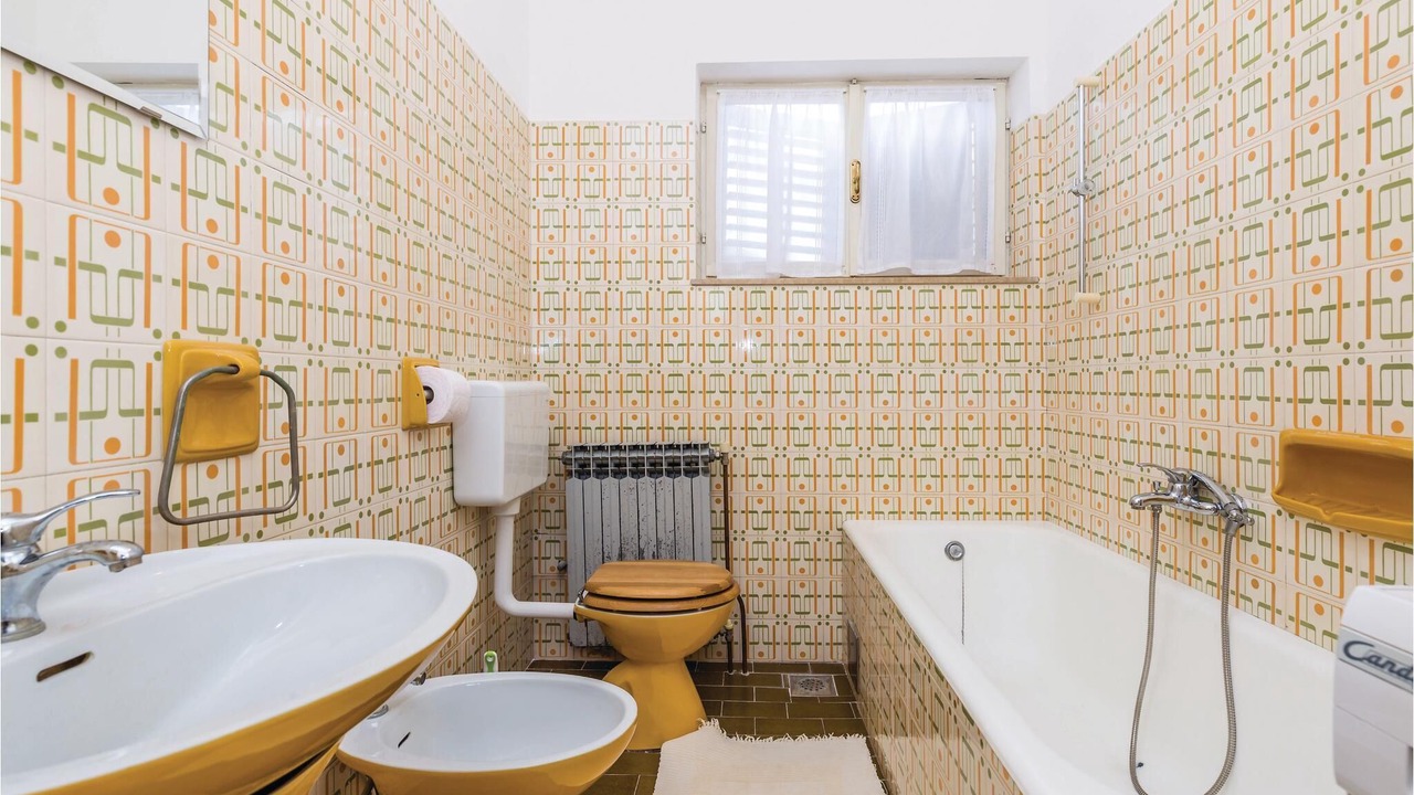 Photo of Bathroom in Ika