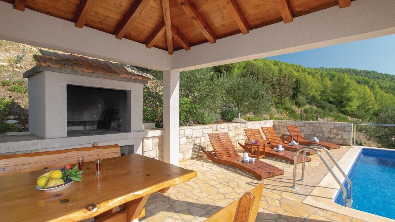 Photo of Outdoor in Blato
