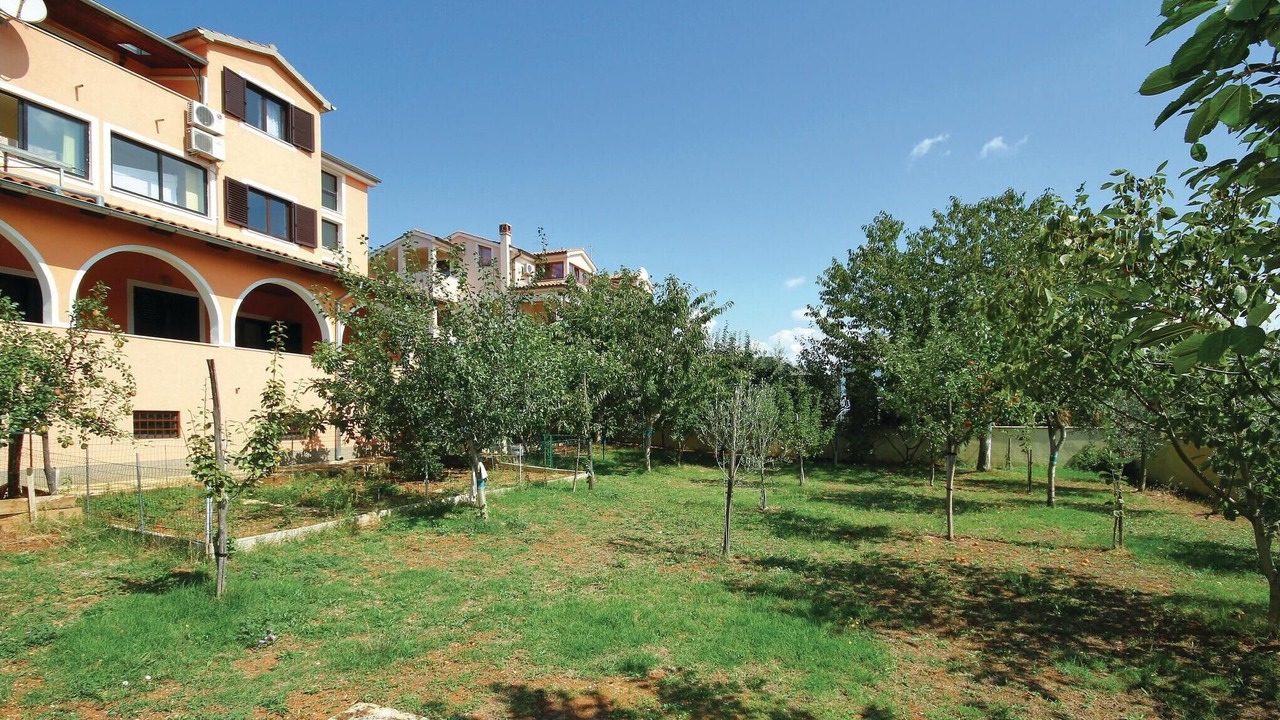 Photo of Outdoor in Zbandaj