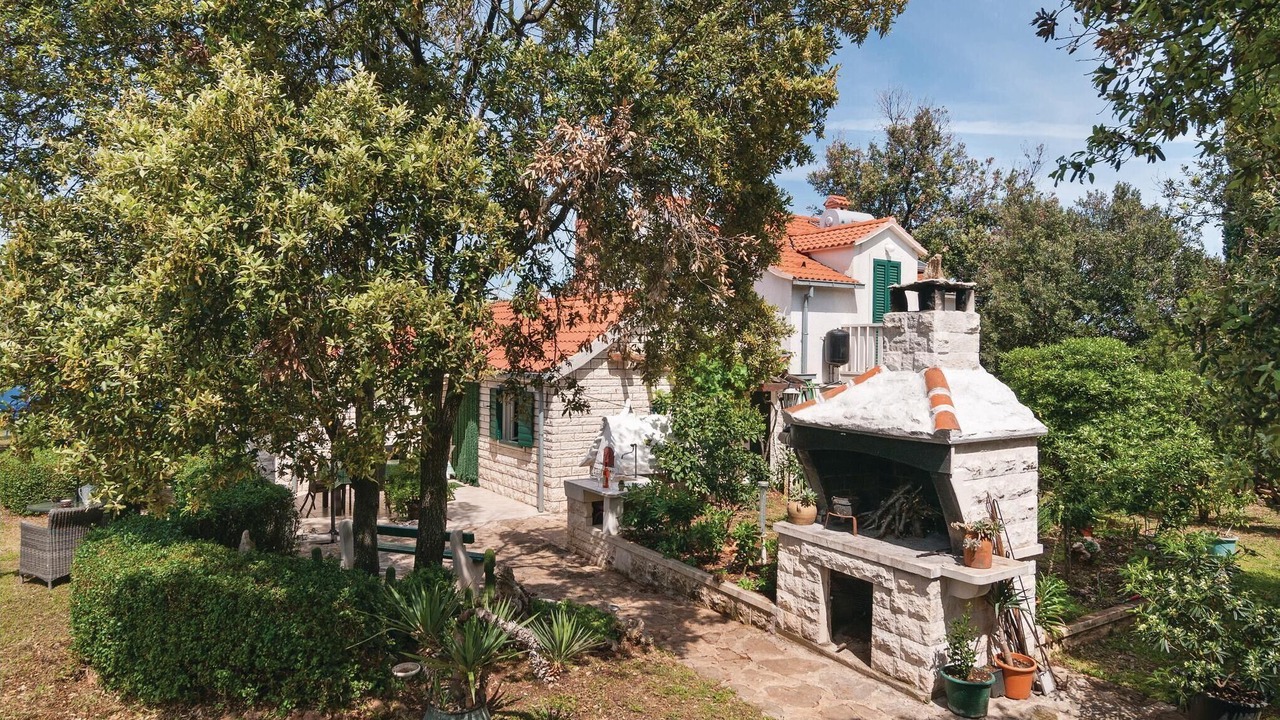 Photo of Outdoor in Pucisca