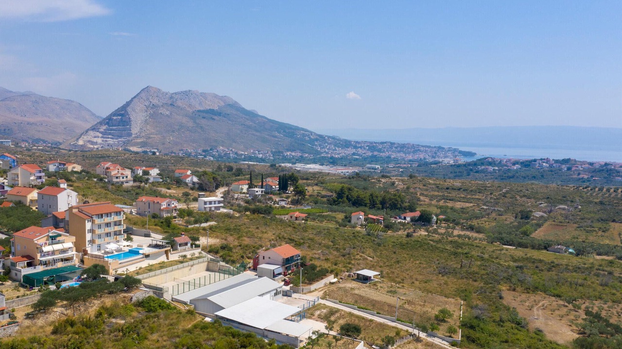 Photo of Others in Mravince