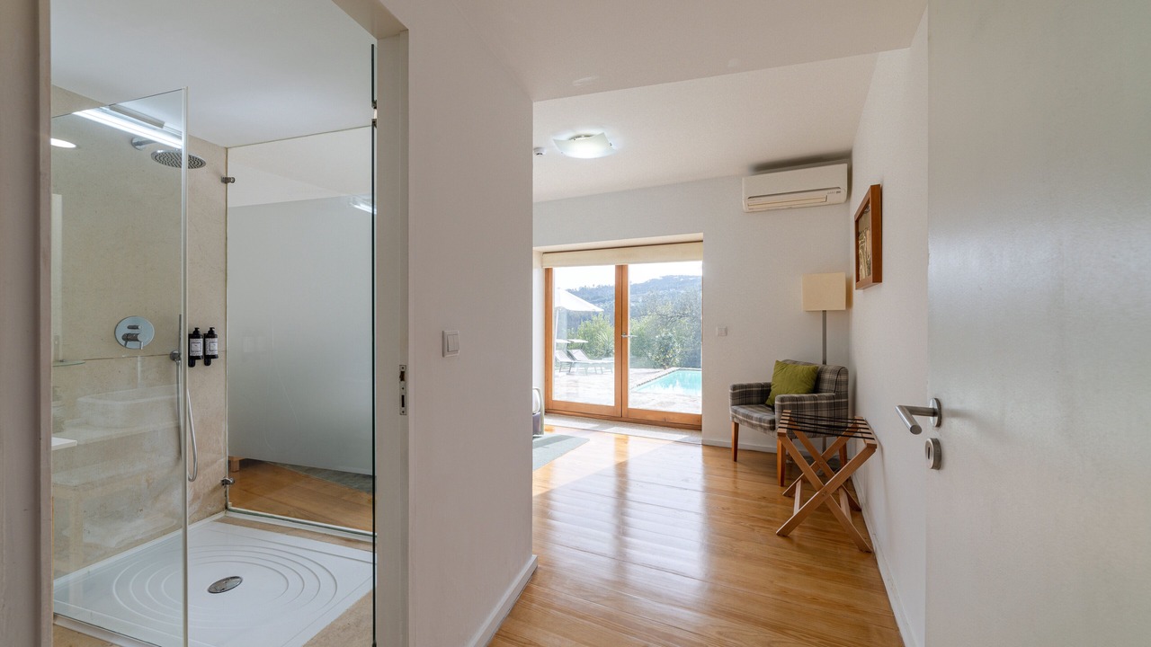 Photo of Bathroom in Esposade