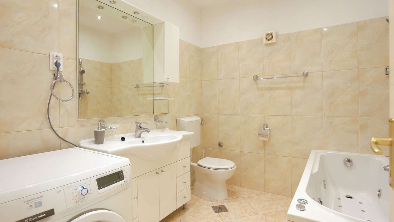 Photo of Bathroom in Duce