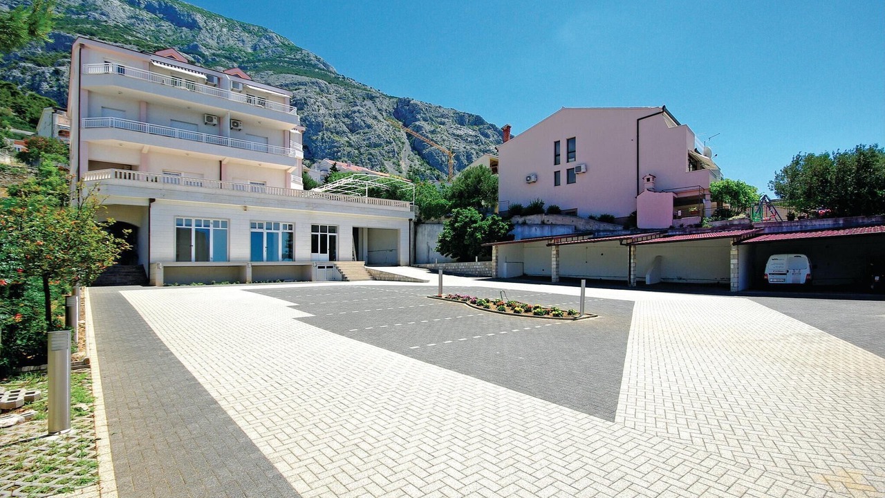 Photo of Others in Makarska