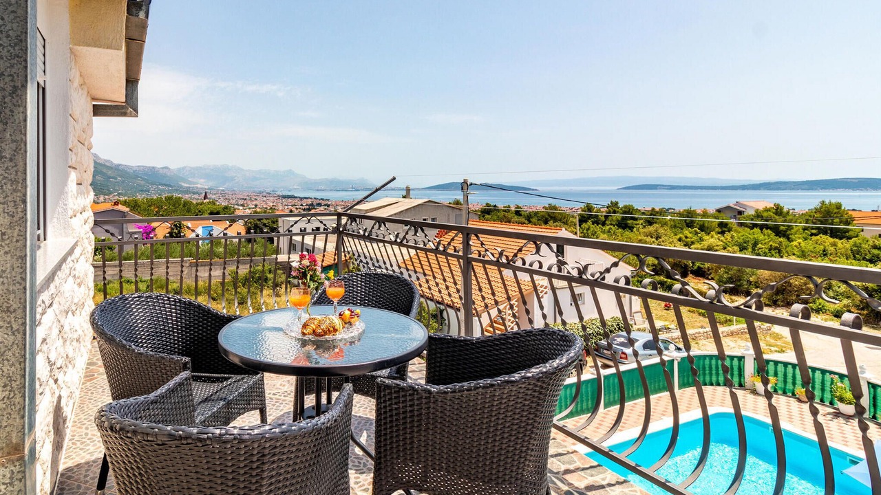 Photo of Outdoor in Rudine