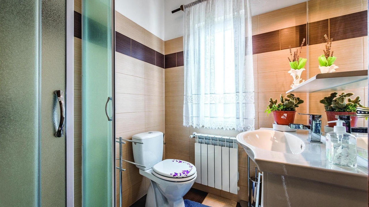 Photo of Bathroom in Modrusani