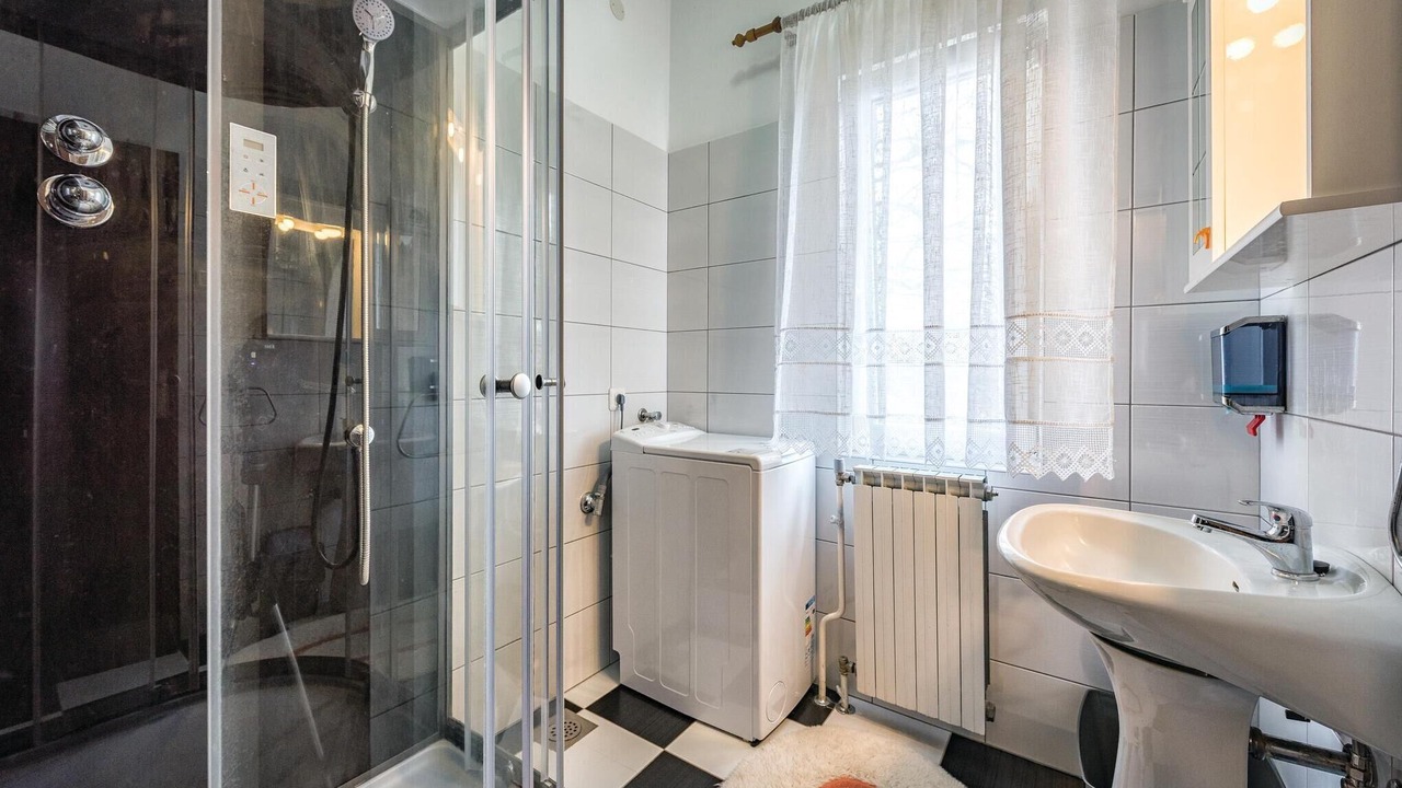 Photo of Bathroom in Modrusani