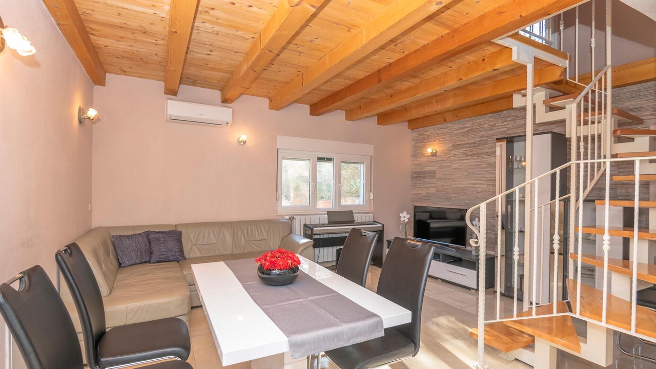 Photo of Bedroom in Dol