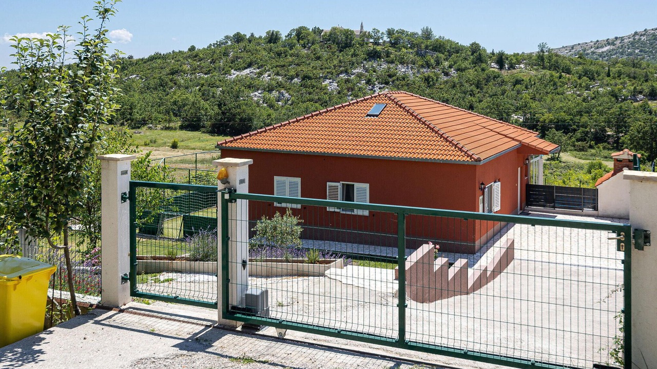 Photo of Others in Dubrava