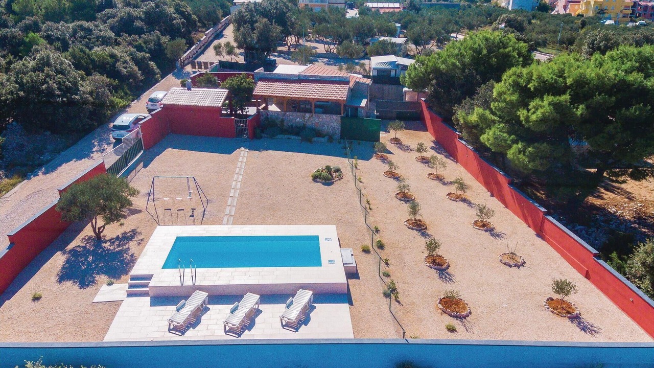 Photo of Outdoor in Jezera