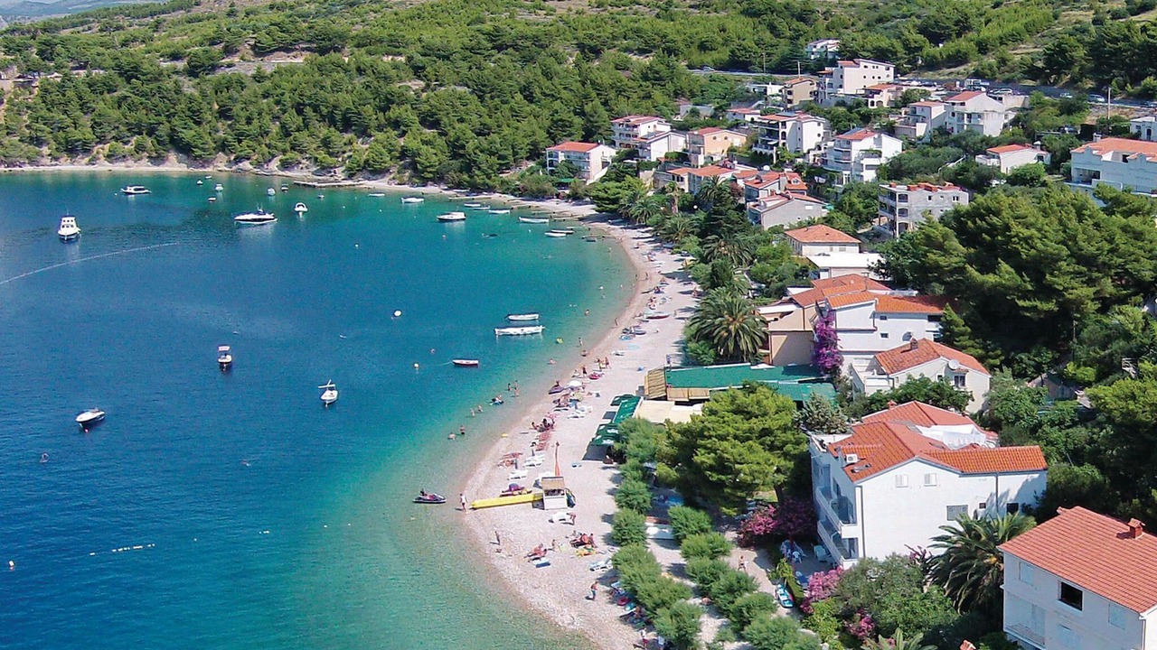 Photo of Others in Omis