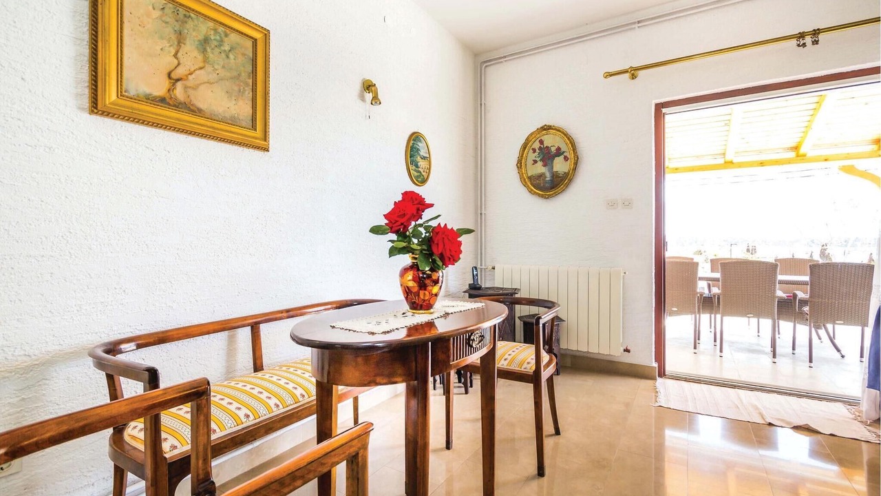 Photo of Bedroom in Barbat na Rabu