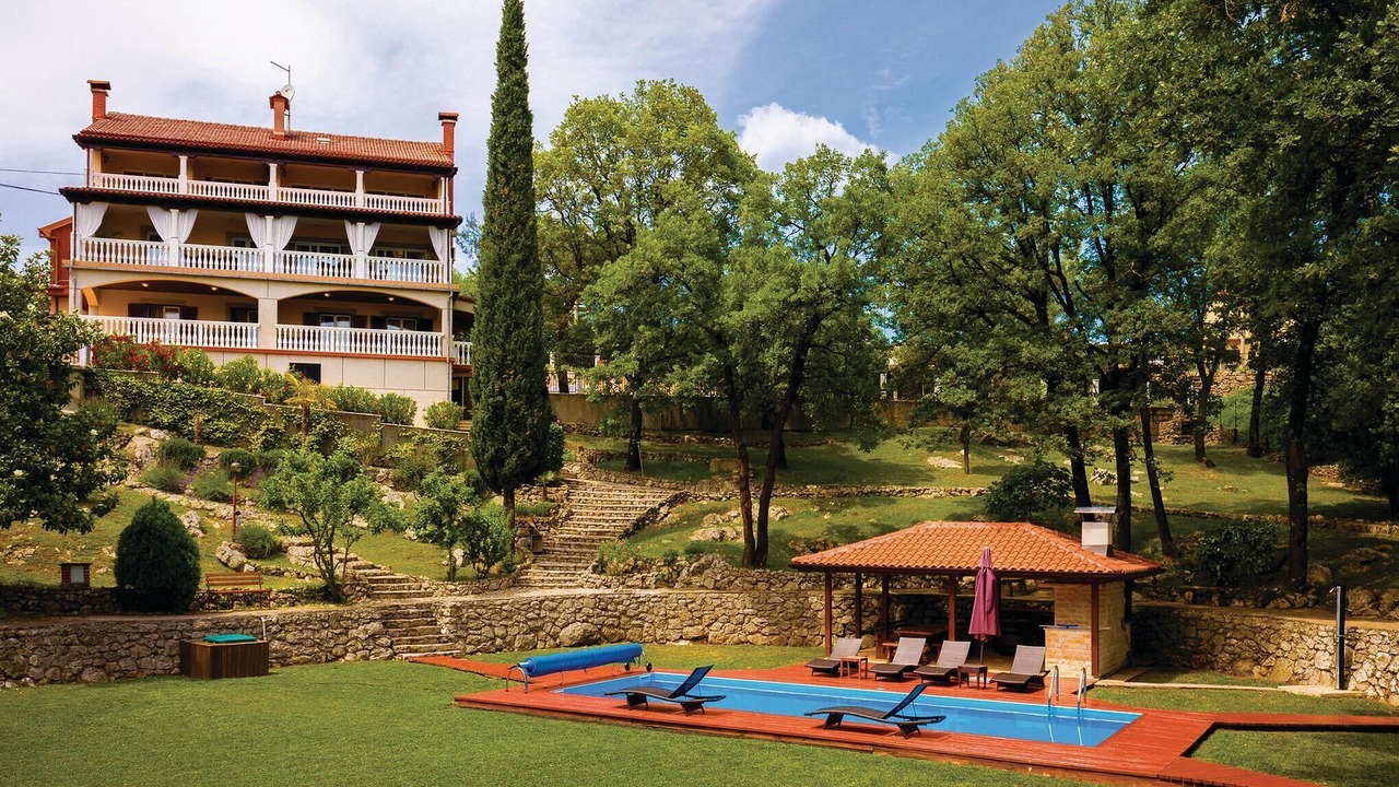 Photo of Outdoor in Sarsoni