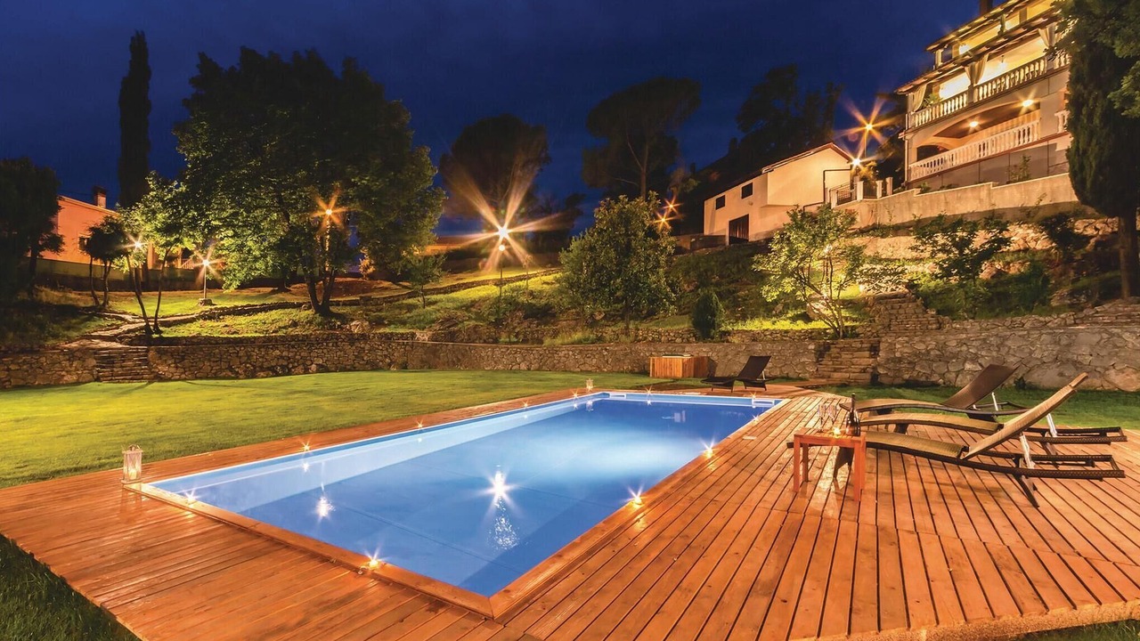 Photo of Outdoor in Sarsoni