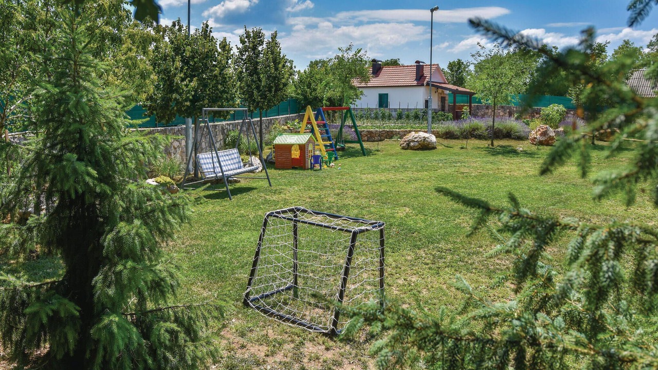 Photo of Outdoor in Caporice