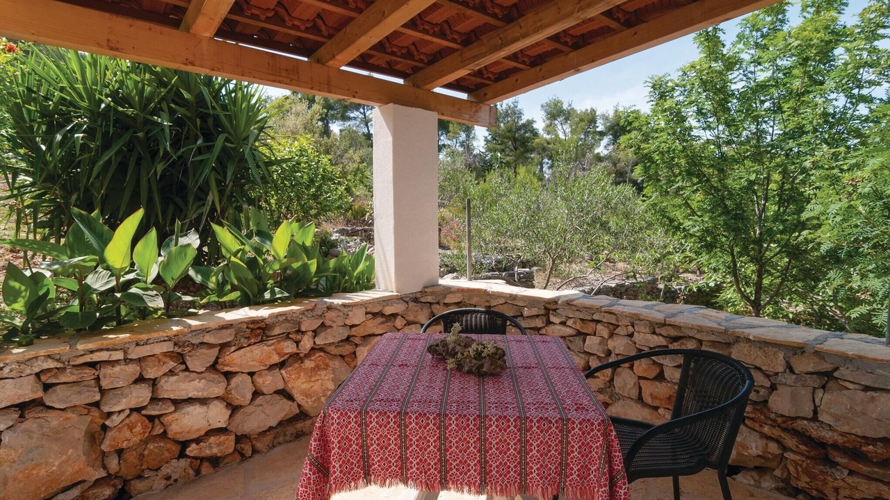 Photo of Patio Balcony in Supetar
