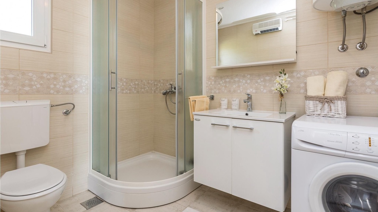Photo of Bathroom in Kozino