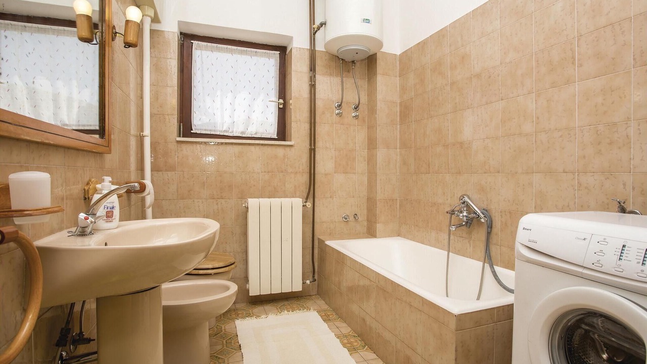 Photo of Bathroom in Ika