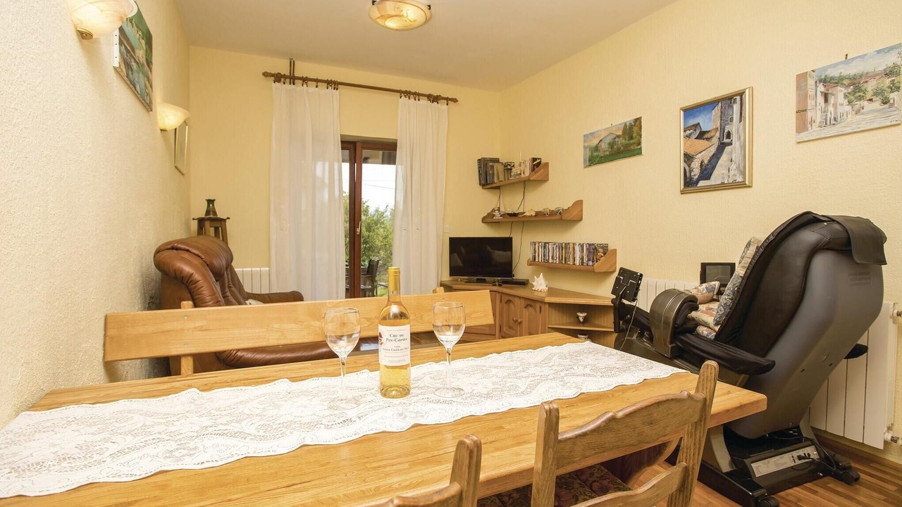 Photo of Bedroom in Ika